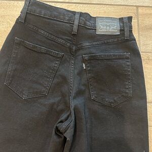 Levi's Women's High Rise Jeans - Black